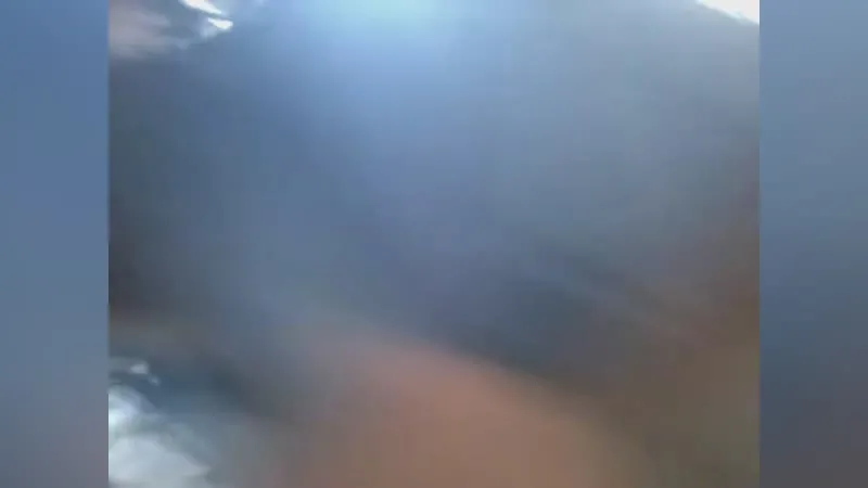 ▶️ Pendejita Chupandosela Al Profe En El Salon Video | CdeV.com