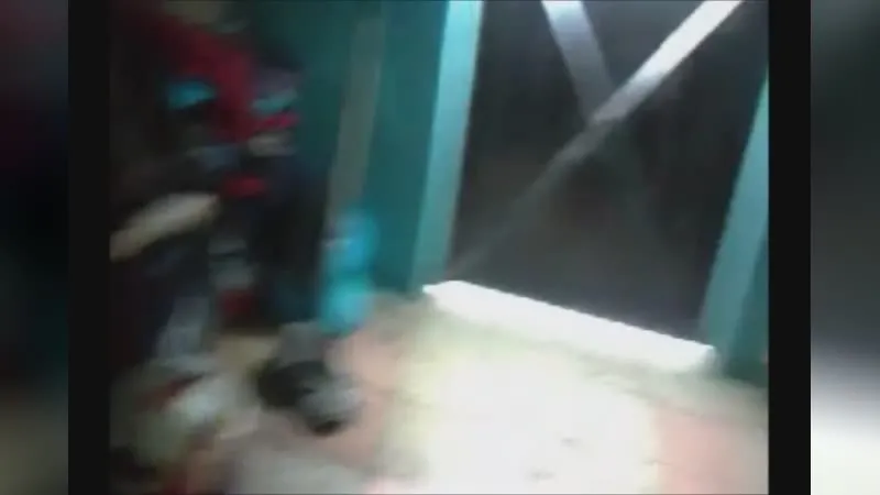 ▶️ Hermosa Colegiala De Rostro Y Cuerpo Angelical Video | CdeV.com